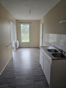 For rent Charleville-mezieres 3 rooms 72 m2 Ardennes (08000) photo 2