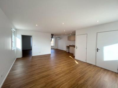 For rent Roanne 4 rooms 77 m2 Loire (42300) photo 0