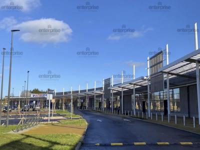 Louer Local commercial Fourmies 70008 euros