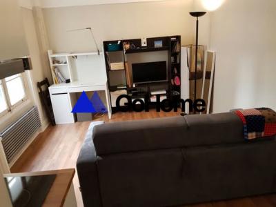 Annonce Location Appartement Paris-18eme-arrondissement 75