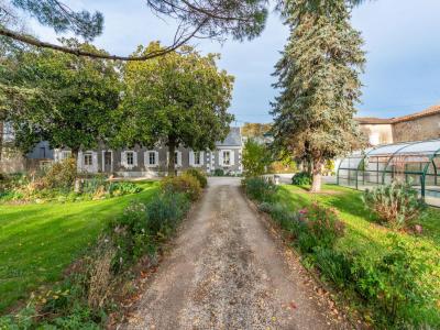 Annonce Vente Prestige Saint-martin-de-saint-maixent 79