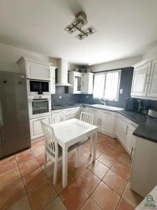 For sale Olonne-sur-mer 5 rooms 148 m2 Vendee (85340) photo 3