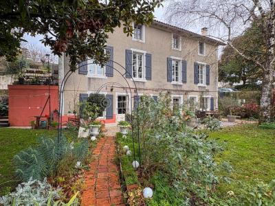 For sale Melle 7 rooms 177 m2 Deux sevres (79500) photo 0