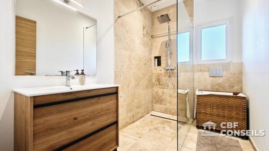 For sale Lezoux 6 rooms 154 m2 Puy de dome (63190) photo 4