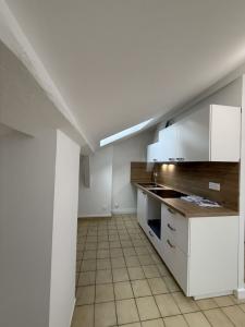 Annonce Location 2 pices Appartement Lyon-7eme-arrondissement 69