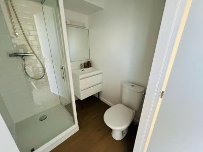 For rent Couronne 1 room 15 m2 Charente (16400) photo 4