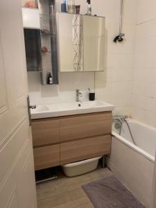 For rent Noisy-le-grand 2 rooms 60 m2 Seine saint denis (93160) photo 0