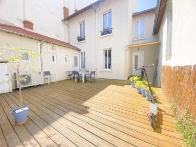 For sale Vichy 3 rooms 60 m2 Allier (03200) photo 2