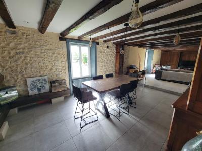 Acheter Maison Lussac-les-chateaux 498000 euros