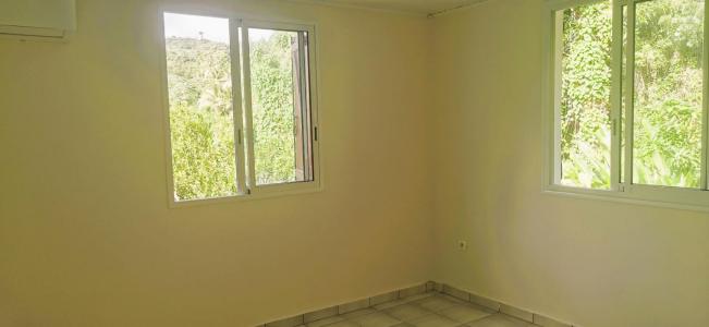 Louer Maison Saint-joseph 2100 euros