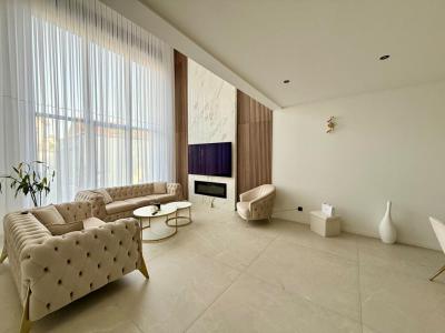 For sale Sainte-genevieve-des-bois 6 rooms 165 m2 Essonne (91700) photo 3