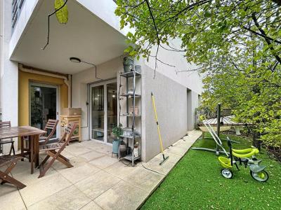 Acheter Appartement 70 m2 Pierre-benite