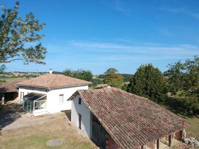 For sale Caussade 5 rooms 88 m2 Tarn et garonne (82300) photo 1