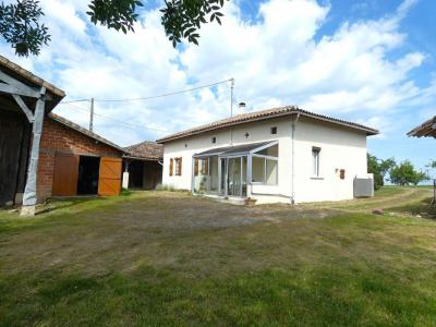 For sale Caussade 5 rooms 88 m2 Tarn et garonne (82300) photo 4