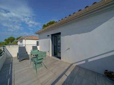For sale Sanary-sur-mer 4 rooms 82 m2 Var (83110) photo 1