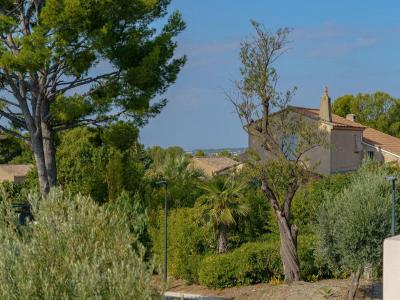 For sale Sanary-sur-mer 4 rooms 82 m2 Var (83110) photo 2