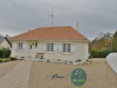 For sale Argenton-chateau 6 rooms 113 m2 Deux sevres (79150) photo 0