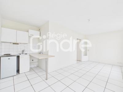 For rent Lyon-3eme-arrondissement 1 room 25 m2 Rhone (69003) photo 0