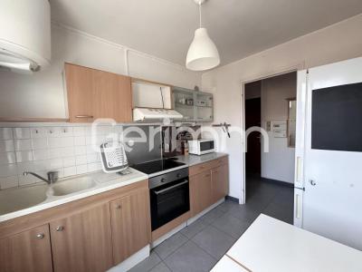 Louer Appartement Grenoble 641 euros