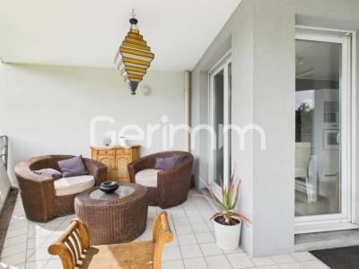 For sale Saint-martin-d'heres 3 rooms 73 m2 Isere (38400) photo 2