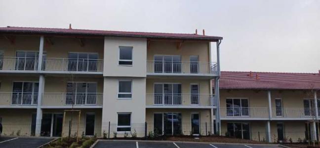 For rent Villers-le-lac 4 rooms 83 m2 Doubs (25130) photo 0