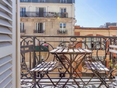Louer Appartement 29 m2 Paris-10eme-arrondissement