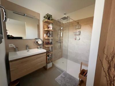 For sale 4 rooms 108 m2 Herault (34810) photo 4