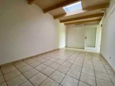 Louer Commerce 41 m2 Isle-sur-la-sorgue