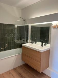 For rent Bordeaux 3 rooms 70 m2 Gironde (33000) photo 1