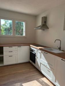 For rent Bordeaux 3 rooms 70 m2 Gironde (33000) photo 2