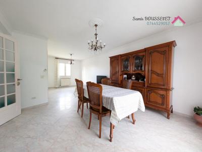 For sale Marseille-15eme-arrondissement 6 rooms 110 m2 Bouches du Rhone (13015) photo 2