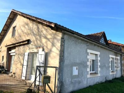 For sale Nieuil 11 rooms 248 m2 Charente (16270) photo 0