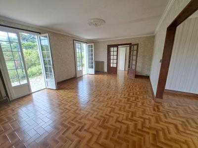 Acheter Maison 93 m2 Roullet-saint-estephe