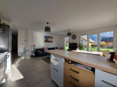 Louer Appartement 82 m2 Lathuile