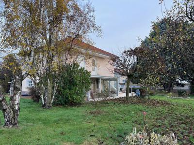 For sale Riorges 10 rooms 120 m2 Loire (42153) photo 0