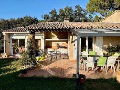 For sale Uchaux 5 rooms 1400 m2 Vaucluse (84100) photo 1