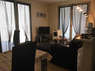 For rent Bordeaux 2 rooms 44 m2 Gironde (33300) photo 0