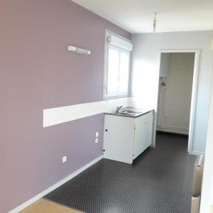 For rent Semur-en-auxois 2 rooms 49 m2 Cote d'or (21140) photo 1