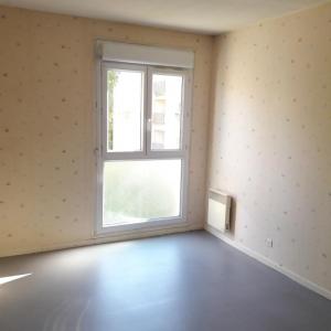 For rent Semur-en-auxois 2 rooms 49 m2 Cote d'or (21140) photo 2
