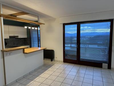 For rent Cessy 2 rooms 48 m2 Ain (01170) photo 0