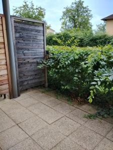 For rent Attignat 1 room 35 m2 Ain (01340) photo 2