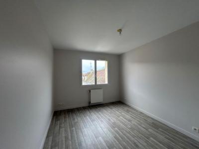 Louer Appartement 97 m2 Cheny