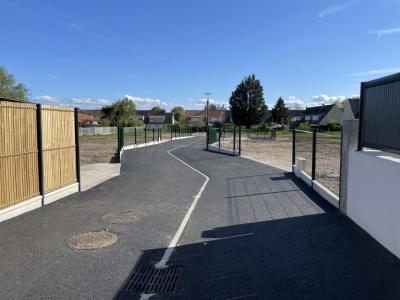 For sale Saint-medard-en-jalles 429 m2 Gironde (33160) photo 0