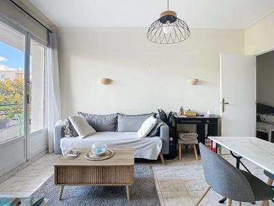 For sale Nice 2 rooms 40 m2 Alpes Maritimes (06100) photo 3