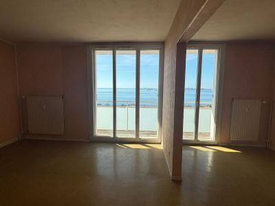 For sale Port-de-bouc 4 rooms 78 m2 Bouches du Rhone (13110) photo 4