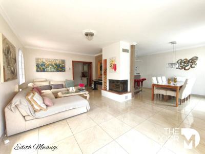 For sale Bruguieres 6 rooms 160 m2 Haute garonne (31150) photo 2