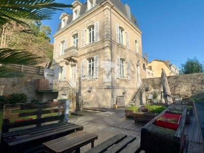 For sale Laval 9 rooms 144 m2 Mayenne (53000) photo 0