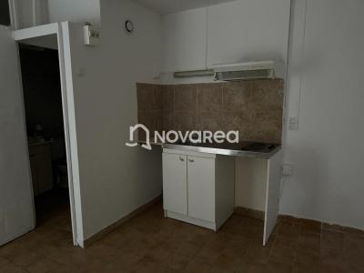 For sale Pau 2 rooms 40 m2 Pyrenees atlantiques (64000) photo 2