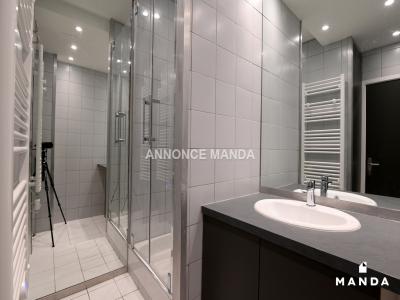 For rent Levallois-perret 2 rooms 43 m2 Hauts de Seine (92300) photo 2