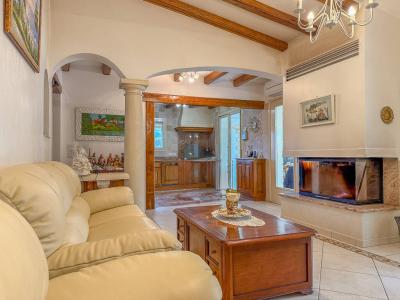 For sale Montauroux 8 rooms 220 m2 Var (83440) photo 1